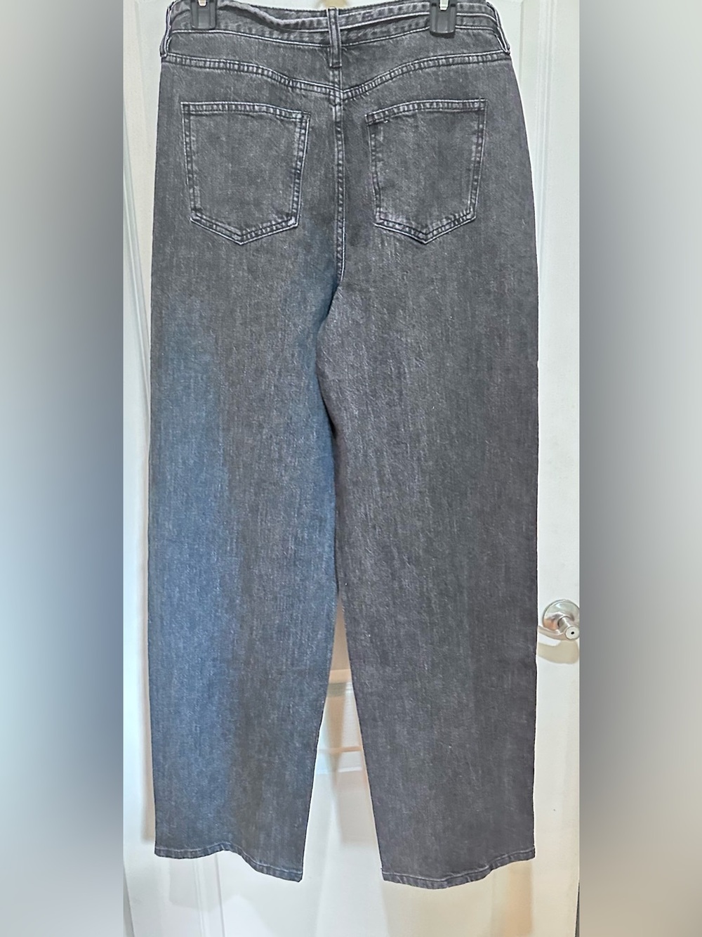Upcycled Grommet-Detail belted Charcoal Jeans size L - Picture 4 of 4